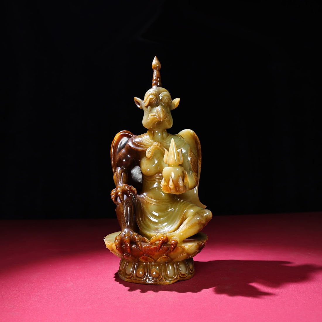 Chinese Qing Dynasty Hetian Jade Mythology Bird Statue: Title: Chinese Qing Dynasty Hetian Jade Mythology Bird Statue Origin: Chinese Date/Period: After1800 Materials: Hetian Jade Dimensions: 318x132x120(mm) 12.52x5.20x4.72(inches) Weight 7.67 lbs/3478g Re