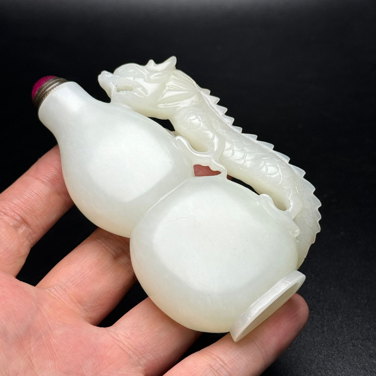 Chinese Hetian Jade Dragon Gourd Snuff Bottle - 8