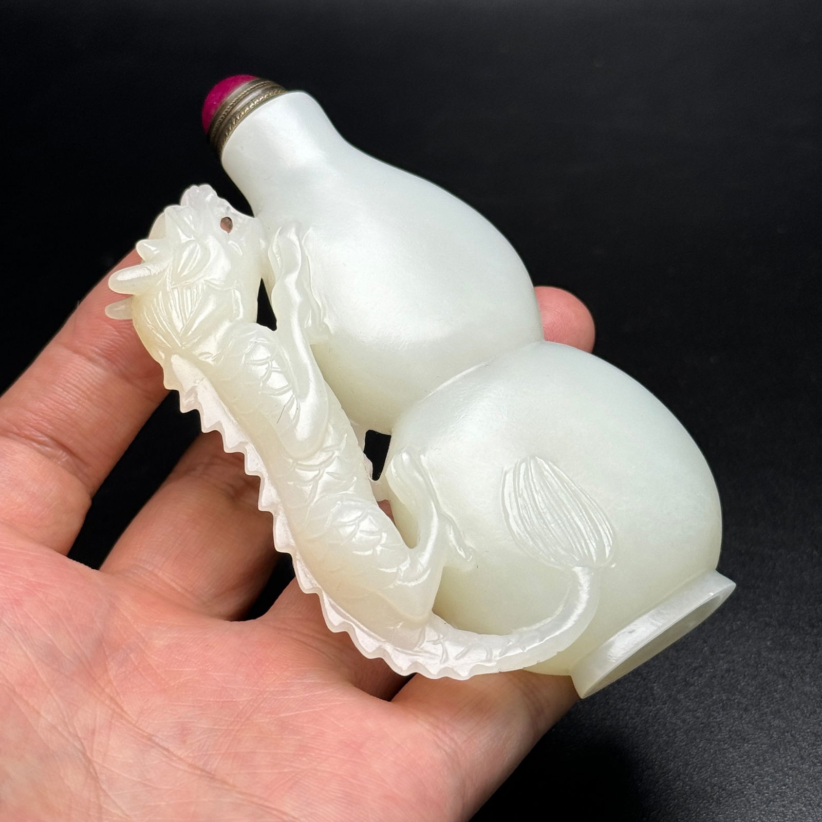 Chinese Hetian Jade Dragon Gourd Snuff Bottle - 9