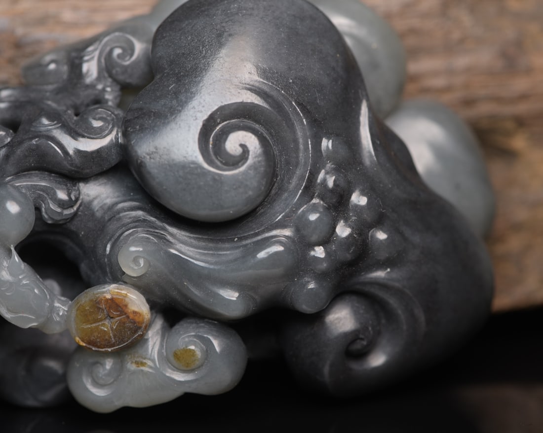 Hand Carved Chinese Hetian Jade Ruyi Statue - 9