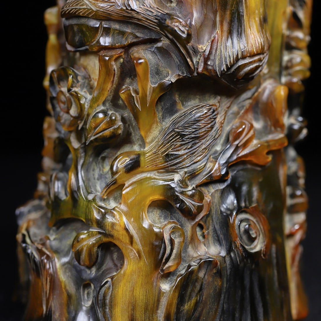 Hand Carved Ox Horn Magpie plum blossom Brush Pot - 4