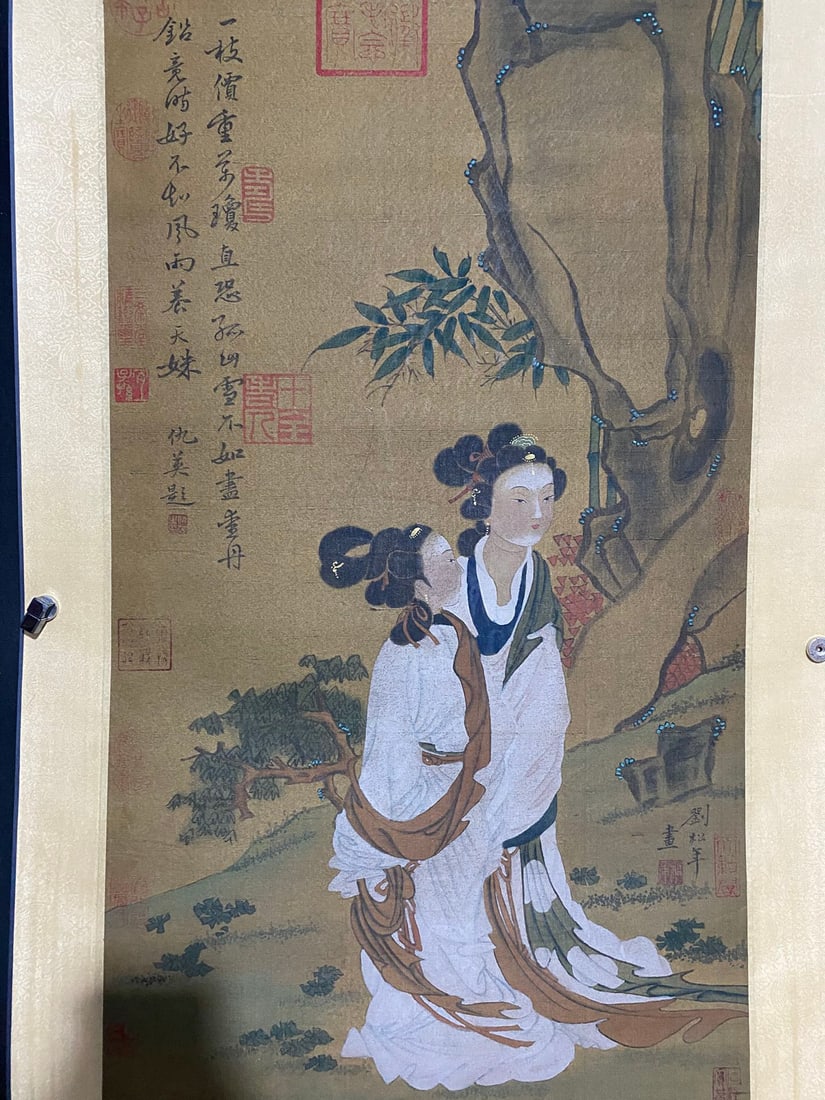 Chinese Watercolour On Silk Figure Design Painting - 2