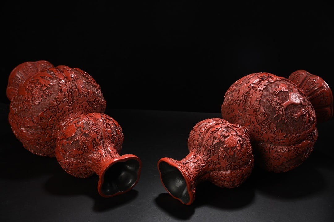 A Pair Chinese Red Lacquerware Vase - 8