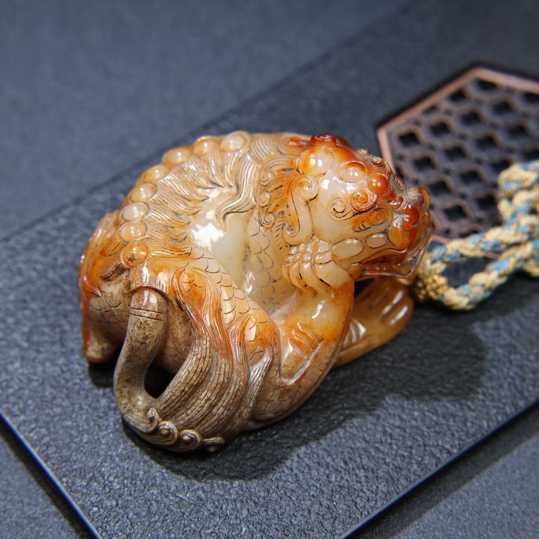 Old Chinese Hetian Jade Lion Beast Pendant - 9