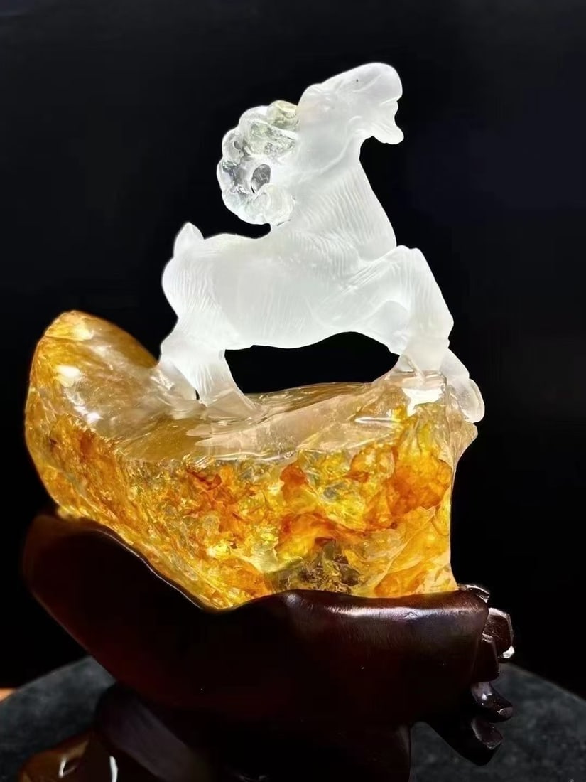 Hand Carved Chinese Crystal Sheep Statue with Certificate - 4