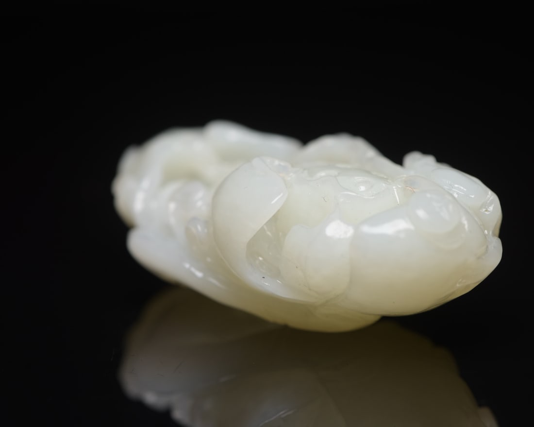Chinese Hetian Jade Frog & Lotus Pendant - 5