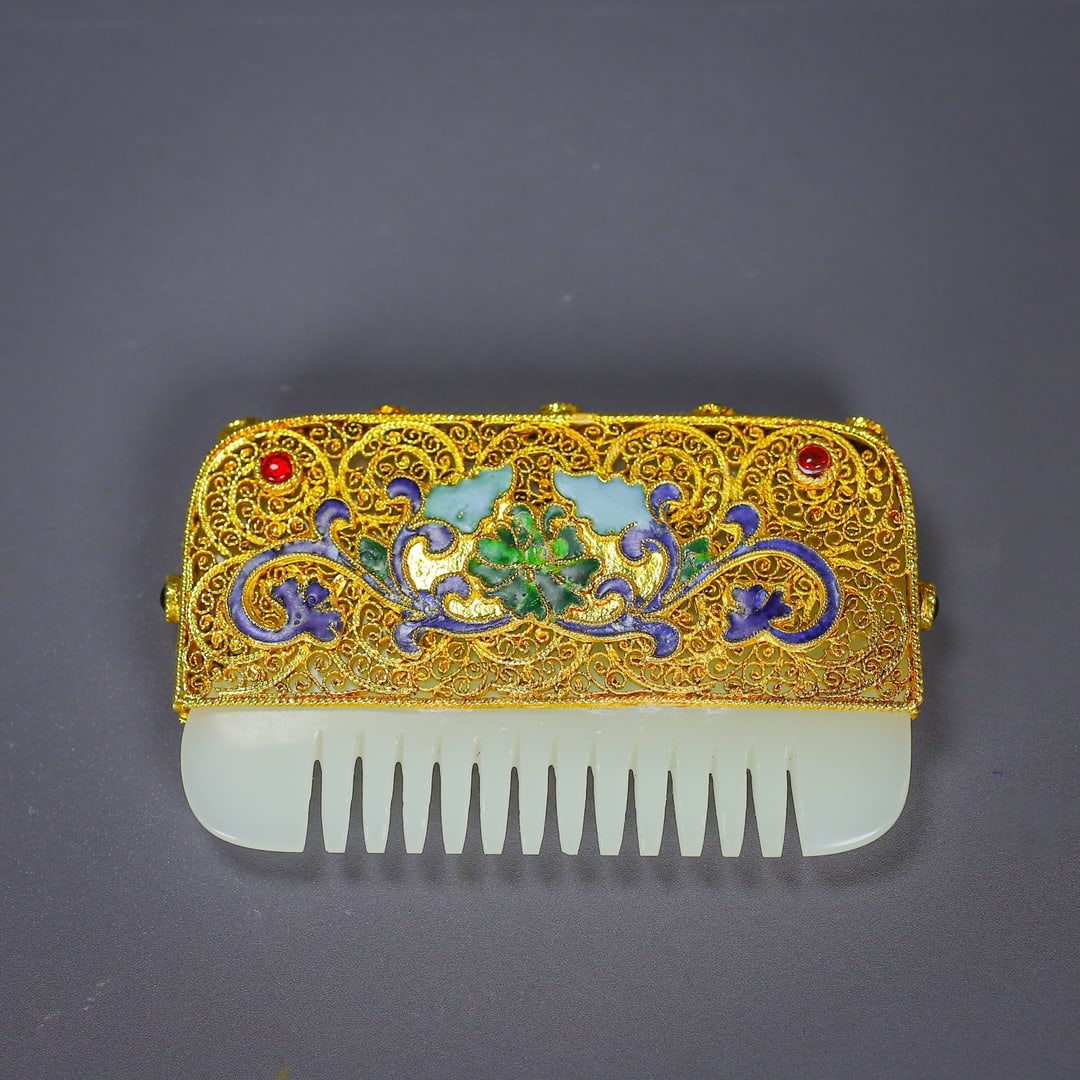 Excellent Chinese Gold Wires Enamel Inlay Hetian Jade Comb (1 of 10)
