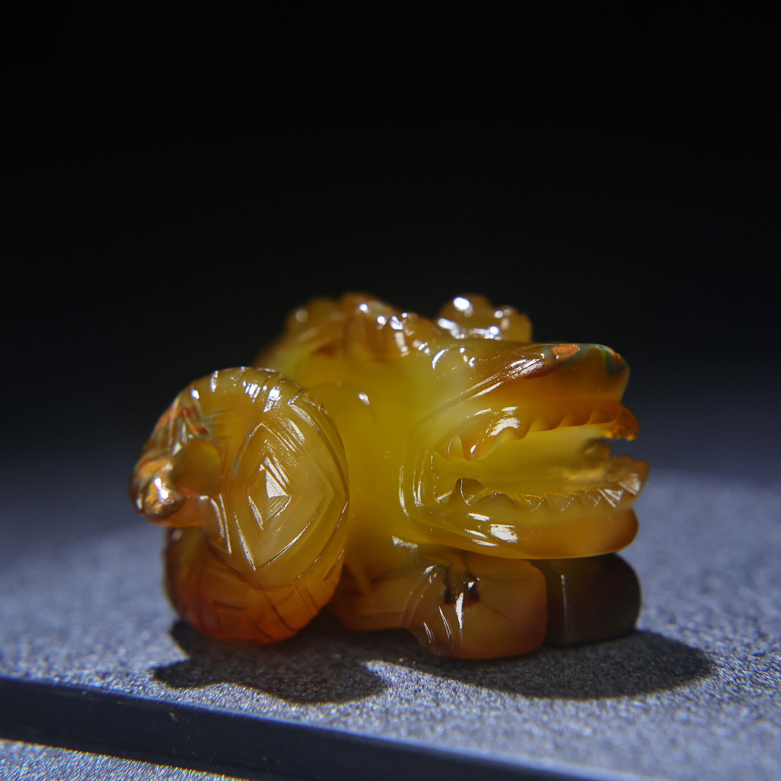 Old Chinese Agate Dragon Statue - 2