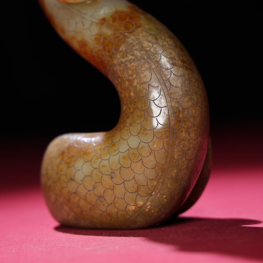 Old Chinese Hetian Jade Snake Statue - 3