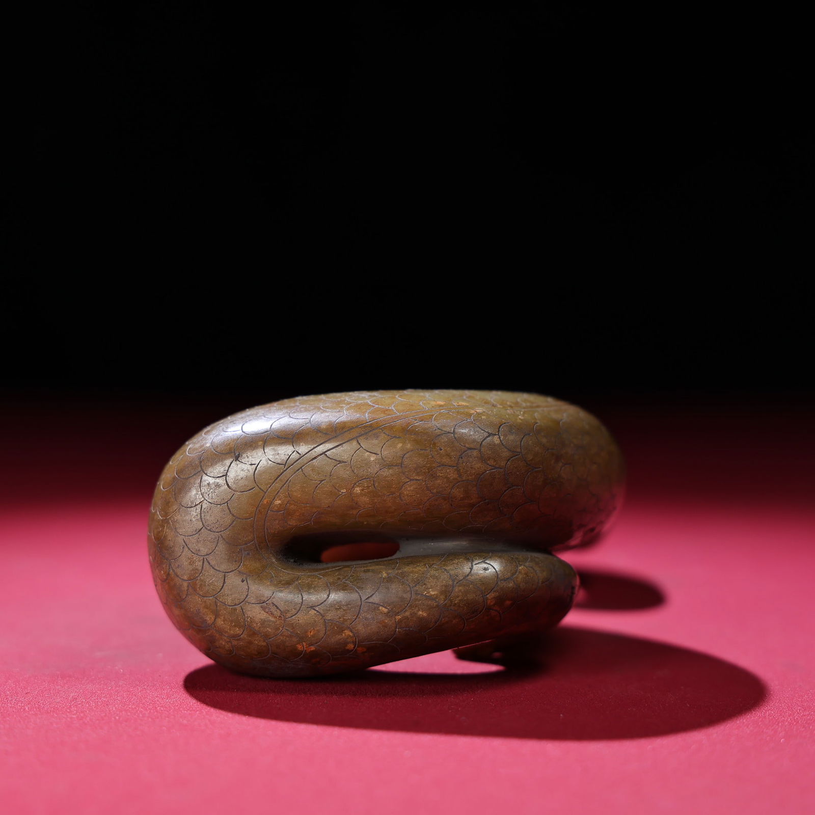 Old Chinese Hetian Jade Snake Statue - 9