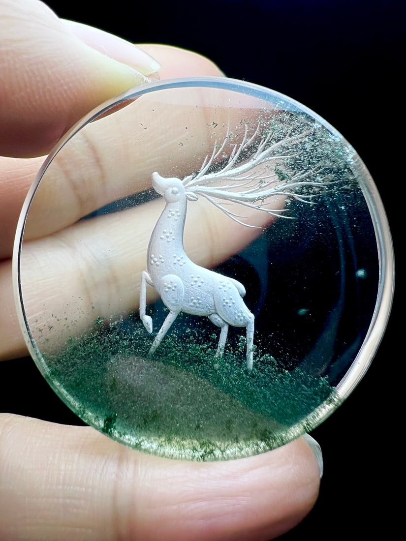 Natural Green Crystal Deer Pendant with Certificate - 3