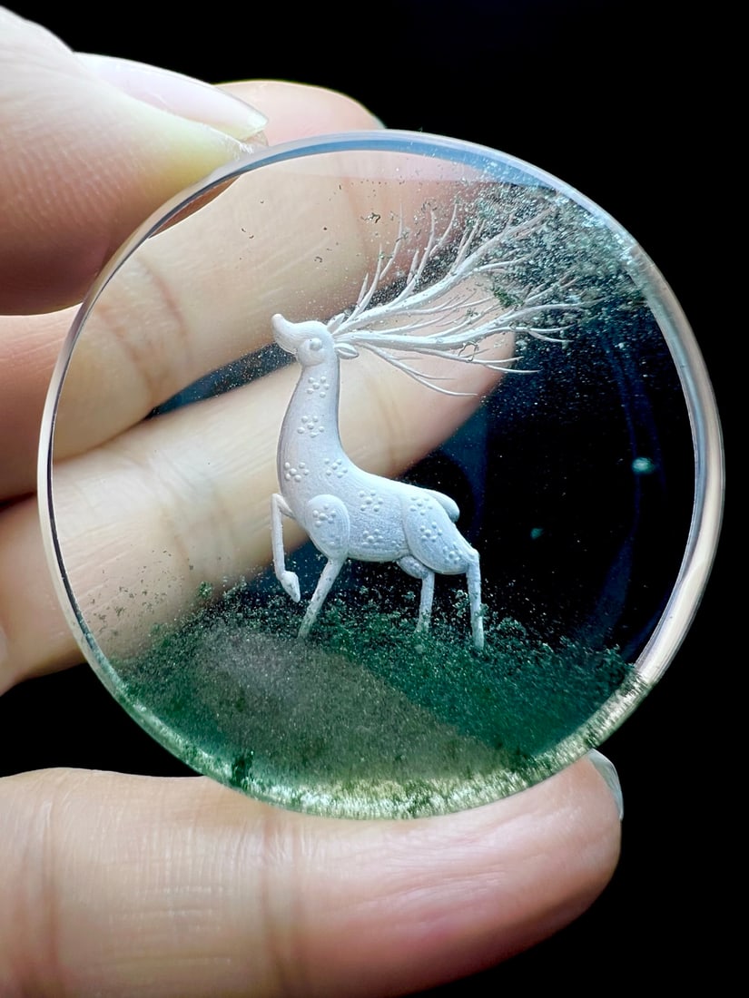 Natural Green Crystal Deer Pendant with Certificate - 5