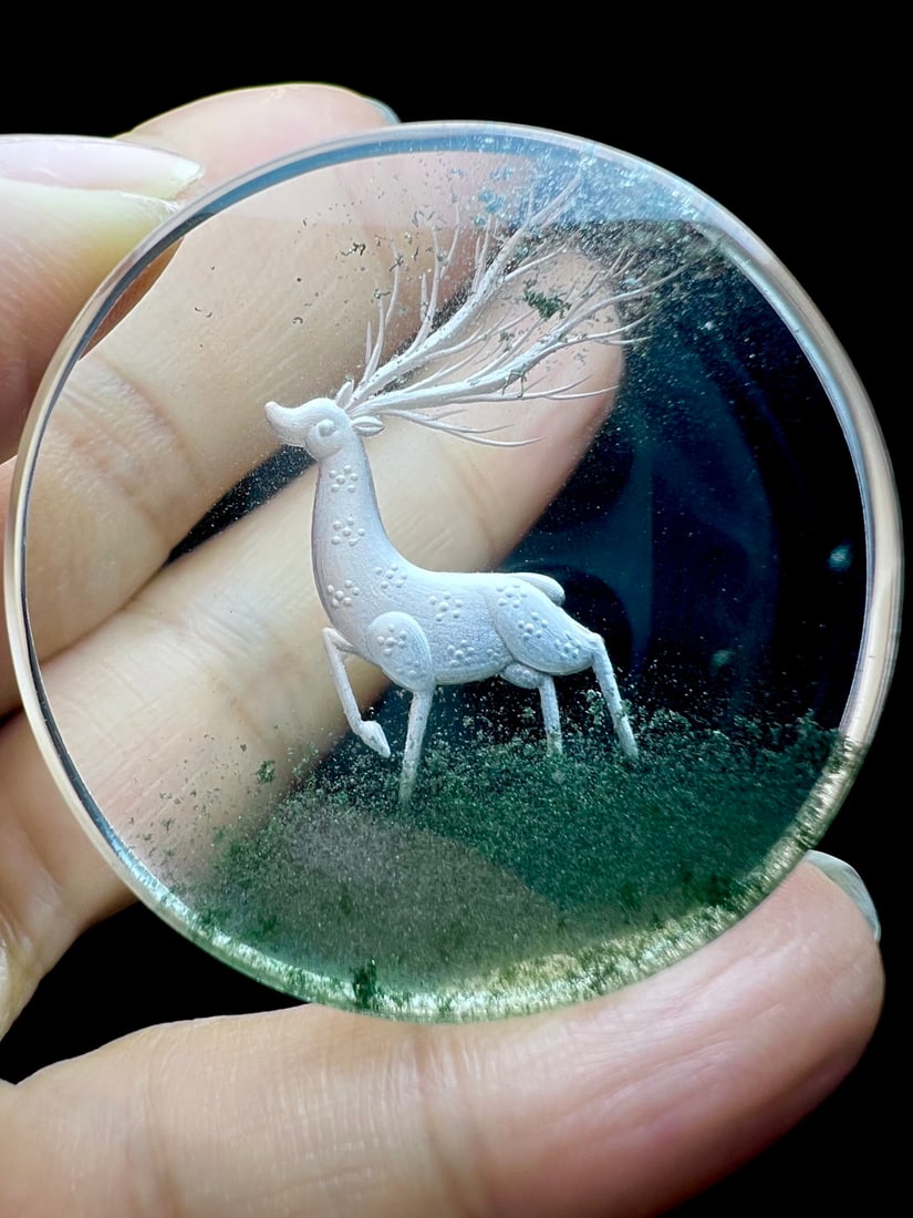 Natural Green Crystal Deer Pendant with Certificate - 7