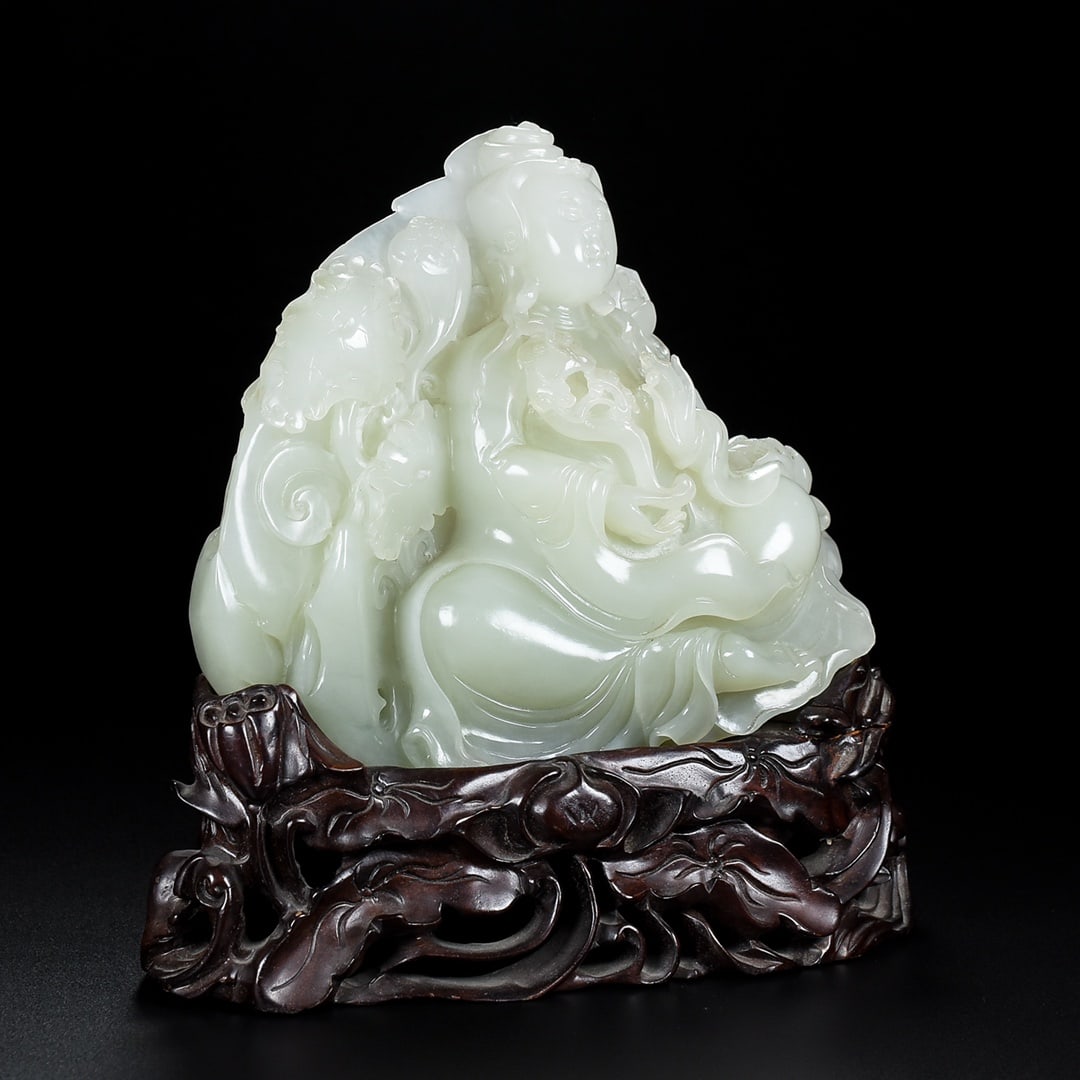 Superb Chinese Hetian Jade Kwan-yin Statue - 4