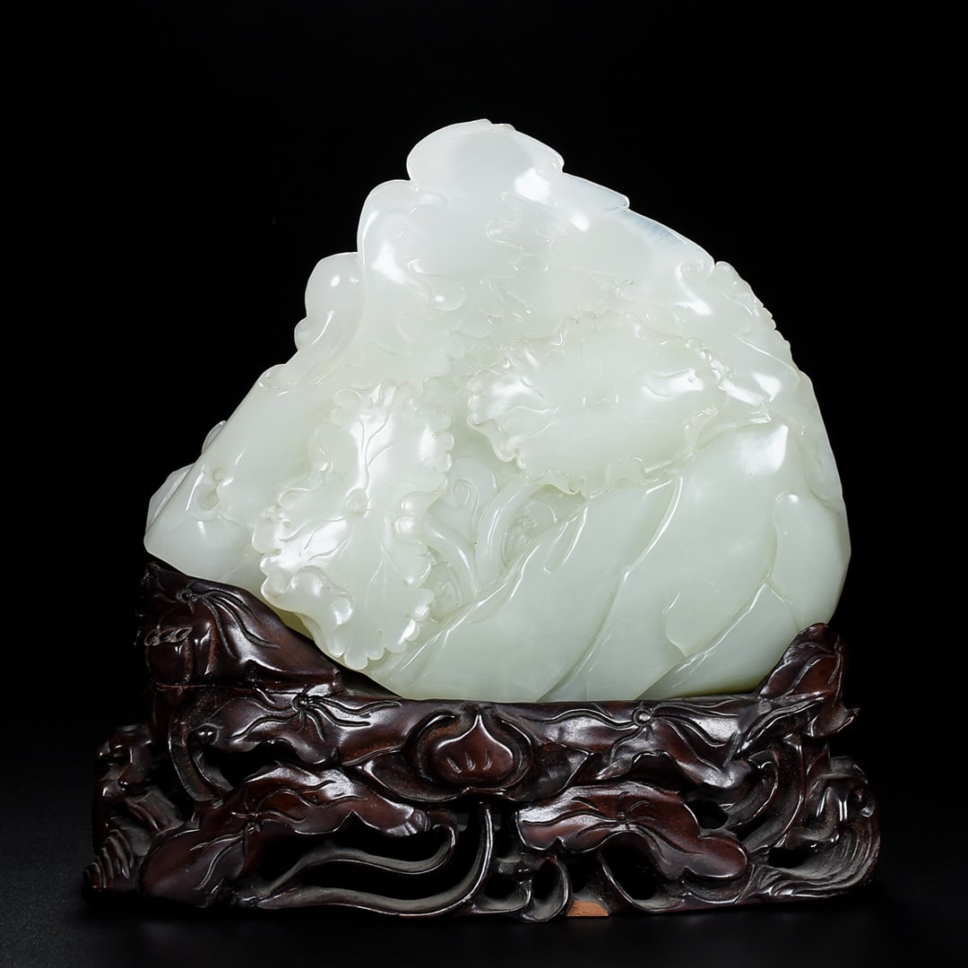 Superb Chinese Hetian Jade Kwan-yin Statue - 8