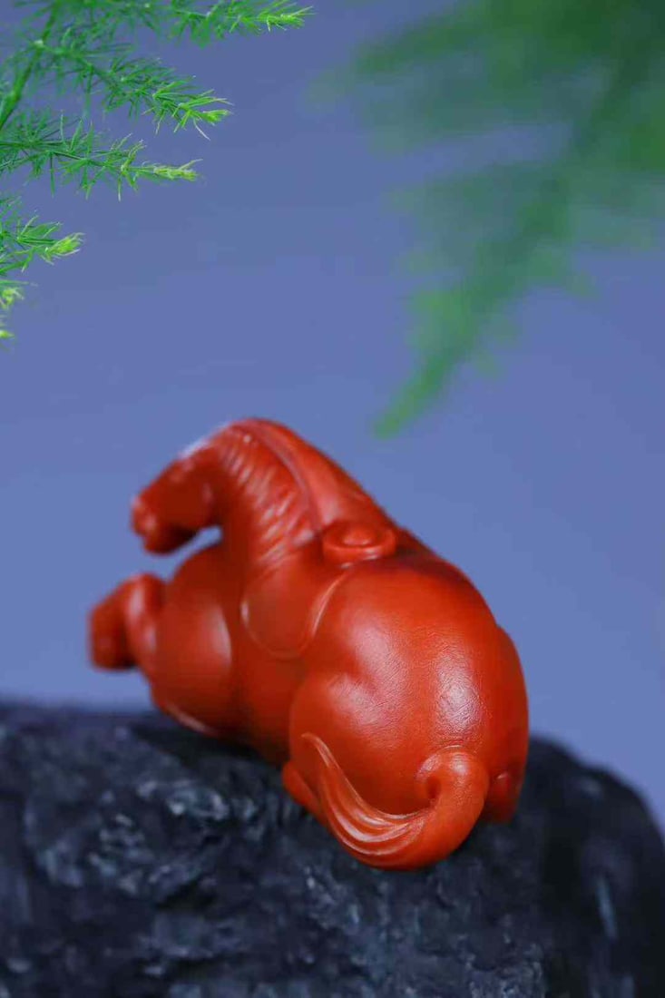 Hand-Carved Natural Nanhong Agate Horse Pendant with Certificate - 4