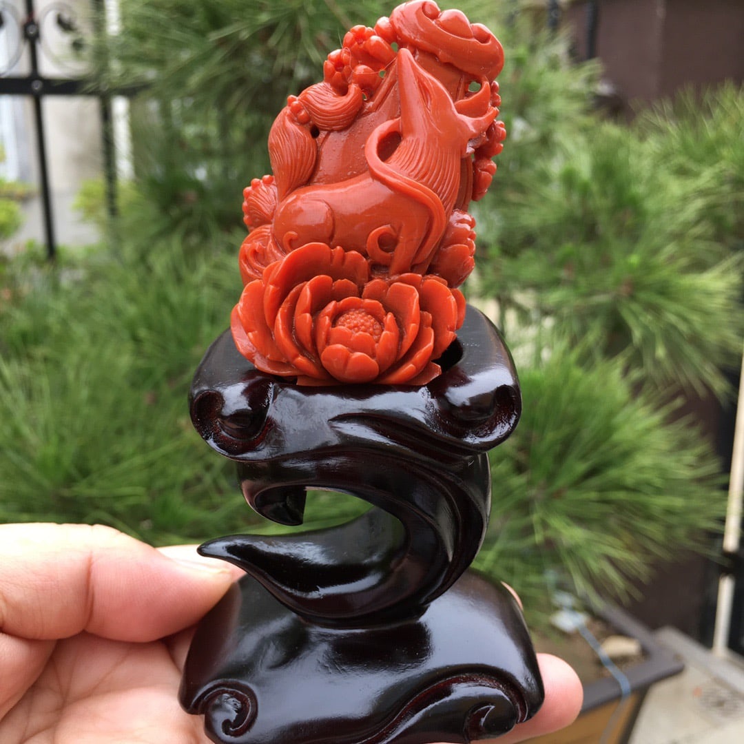 Chinese Nanhong Agate Carved Nine-tailed Fox Statue (1 of 6)