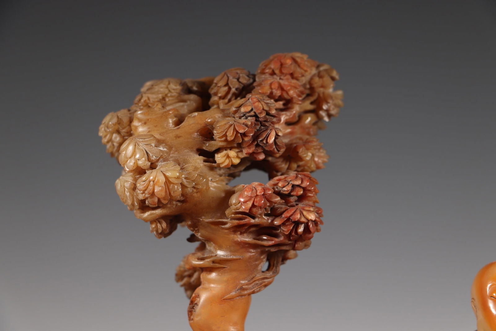 Vintage Chinese Shoushan Stone Carved Arhat Statue w Base - 8