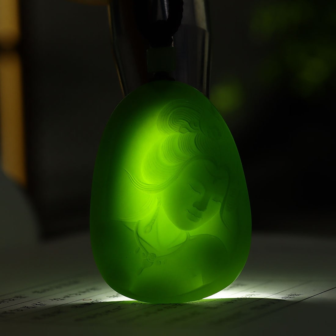 Superb Chinese Green Hetian Jade Low Relief Beautiful Woman Pendant - 6