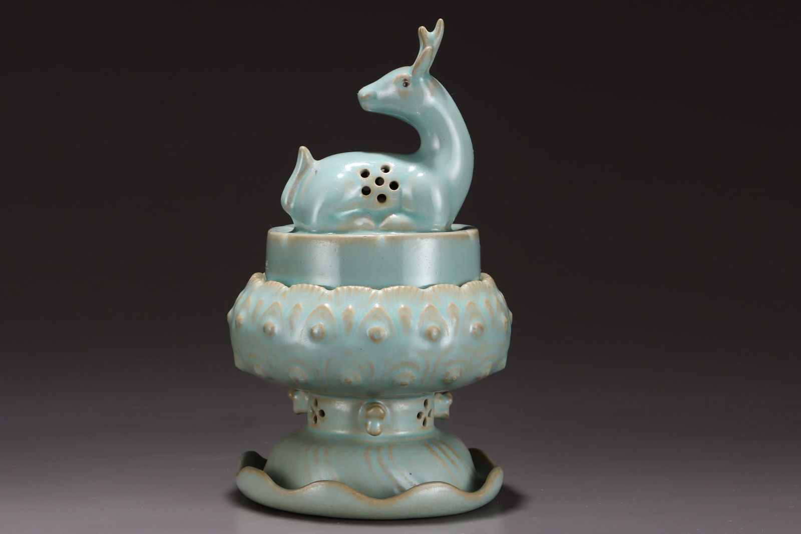 Chinese Ru Kiln Sika Deer Porcelain Incense Burner - 3