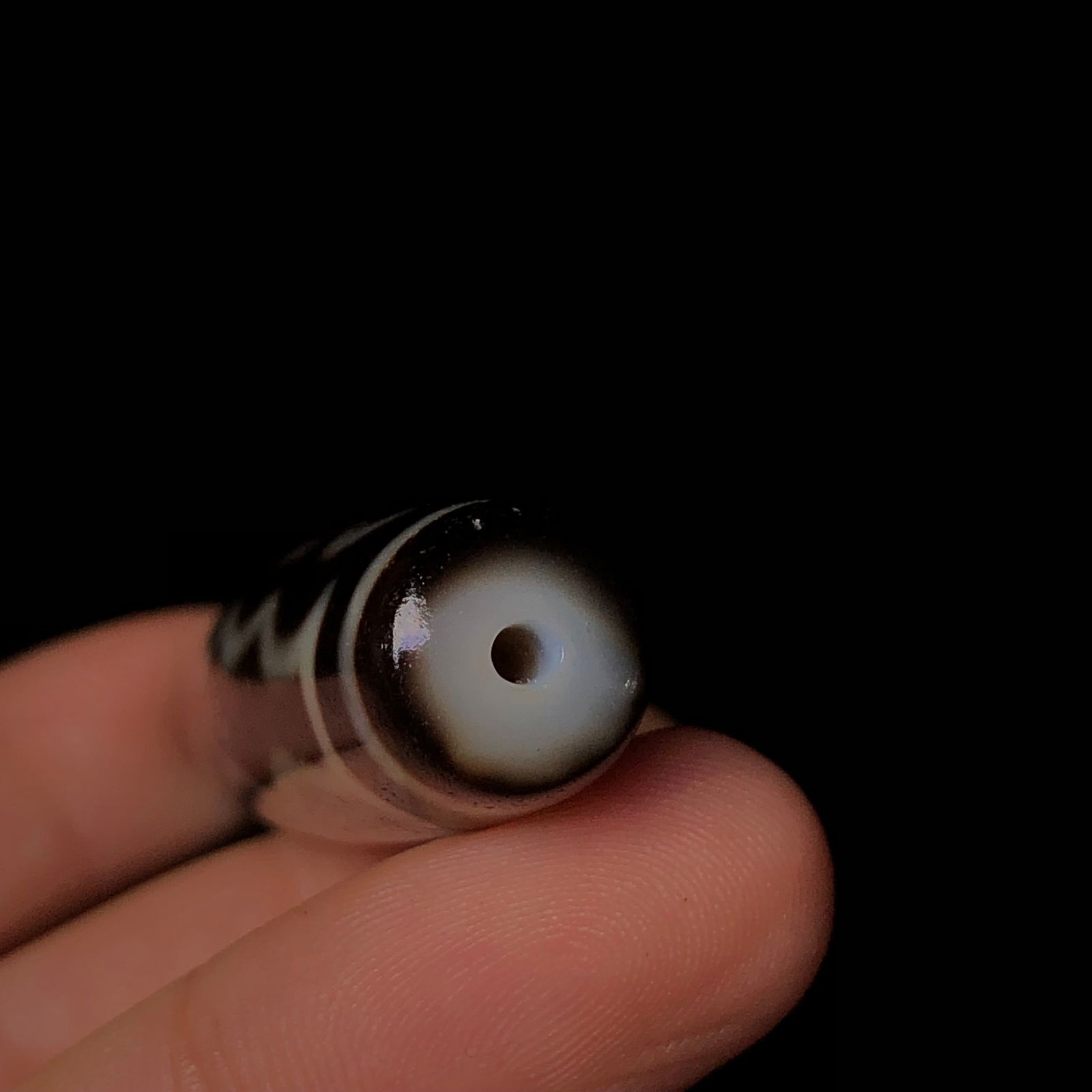 Old Tibetan 7 Eyes DZI Agate Lucky Pendant - 9