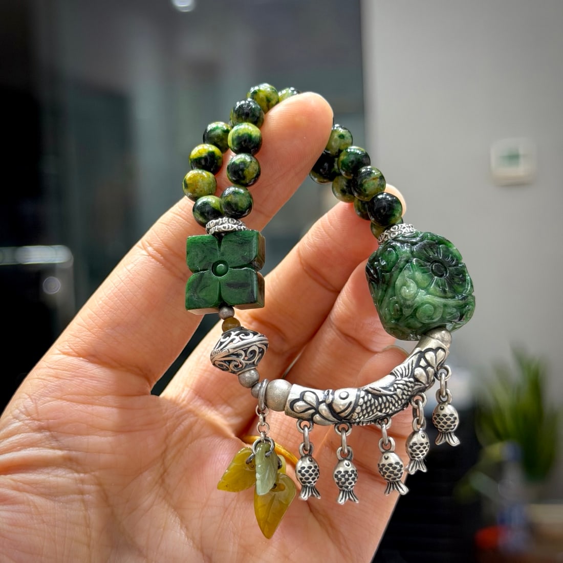 Beautiful 925 Silver & Jadeite Bead Bracelet (1 of 3)