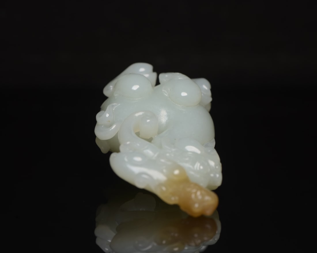 Chinese Hetian Jade Carved Fortune Beast Statue - 5