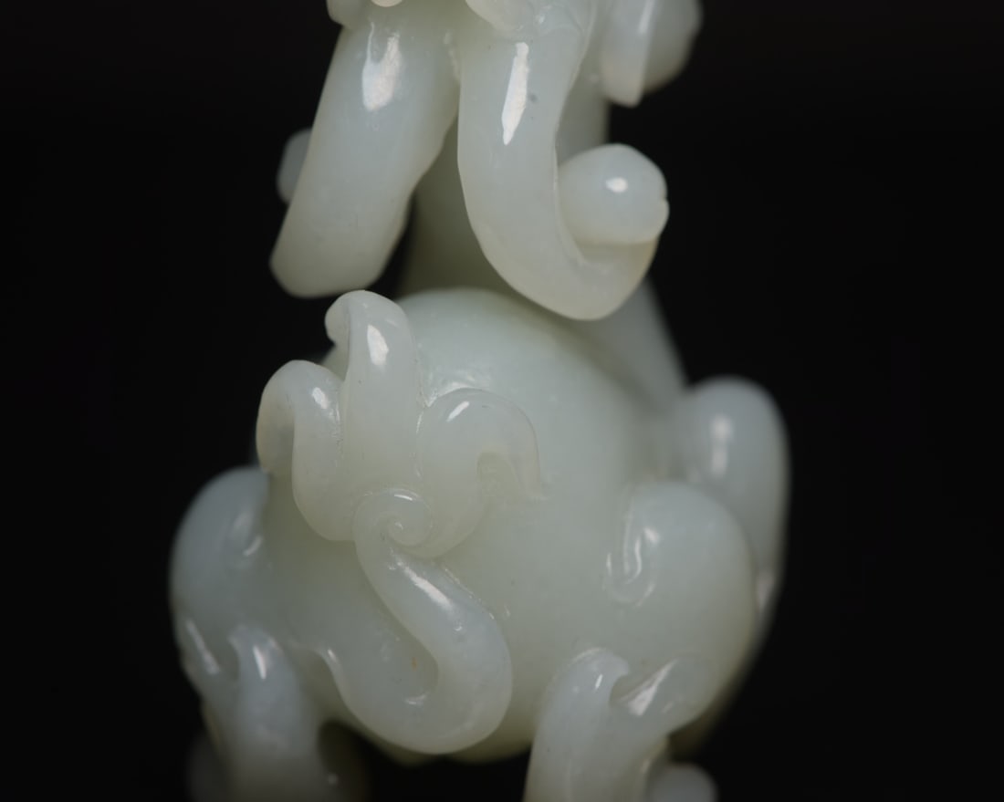 Chinese Hetian Jade Carved Fortune Beast Statue - 8