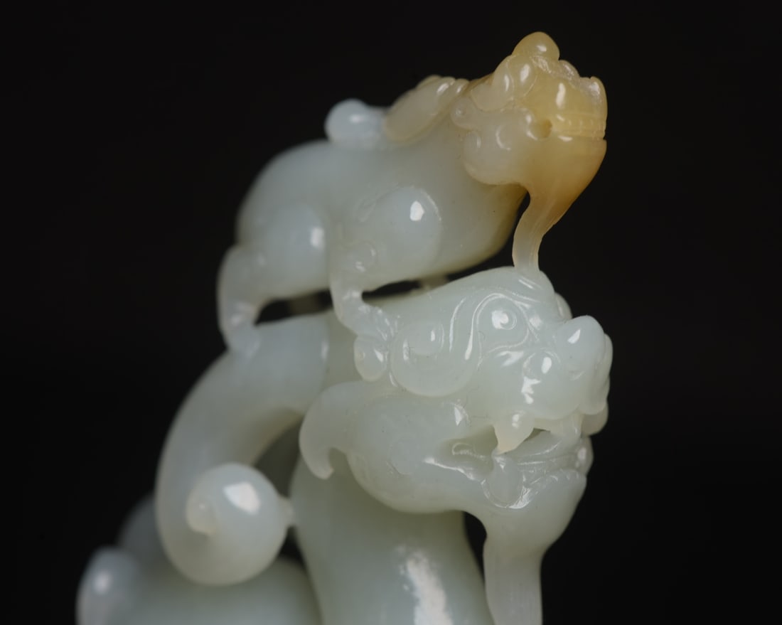 Chinese Hetian Jade Carved Fortune Beast Statue - 9