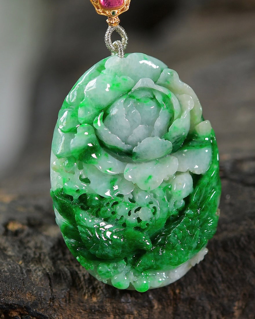 High Quality Green Jadeite Carved Flower Bird Pendant w Jadeite Beads Necklace (1 of 6)
