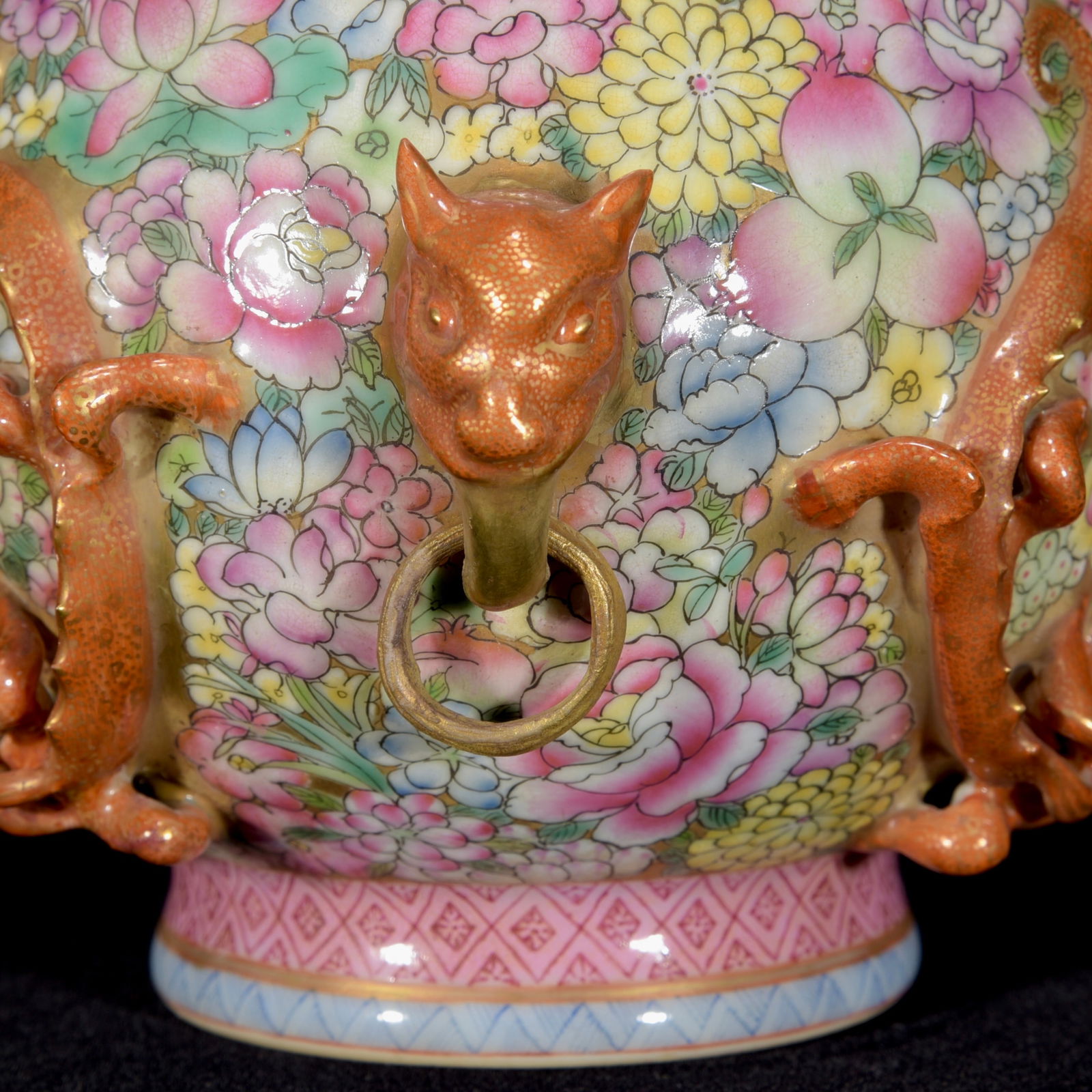 Chinese Qing Dynasty Gilt Edge Famille Rose High Relief Dragon Porcelain Pot - 5