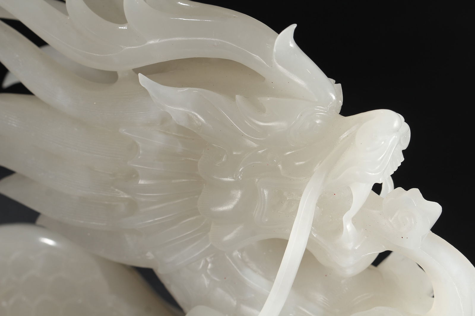 Exquisite Chinese White Hetian Jade Carved Fortune Kylin Statue - 4