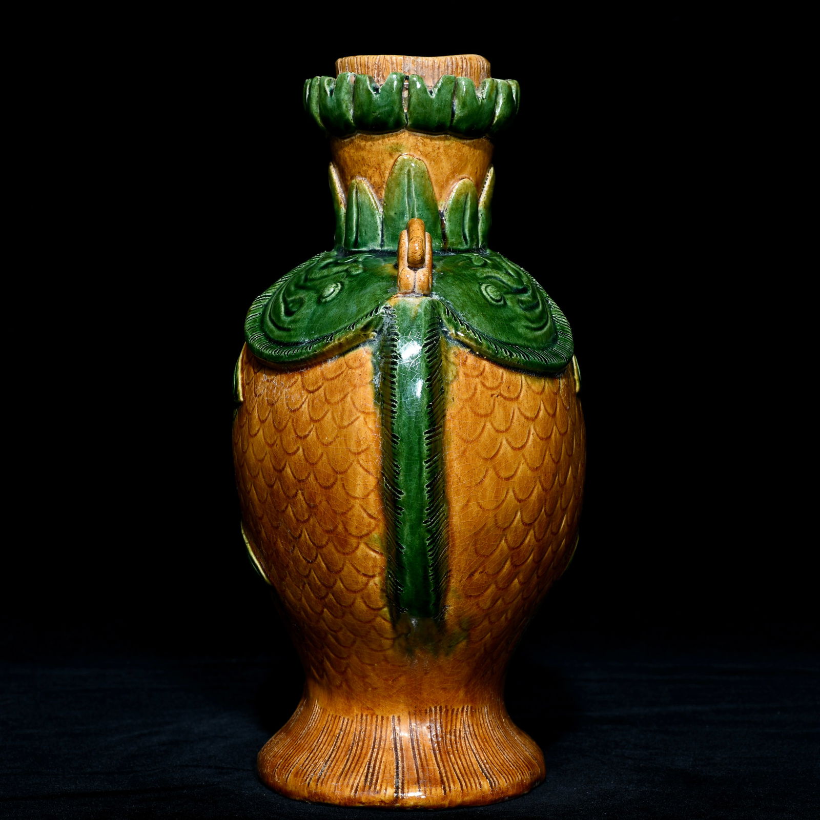 Chinese Liao San Cai Double Fish Porcelain Vase - 3