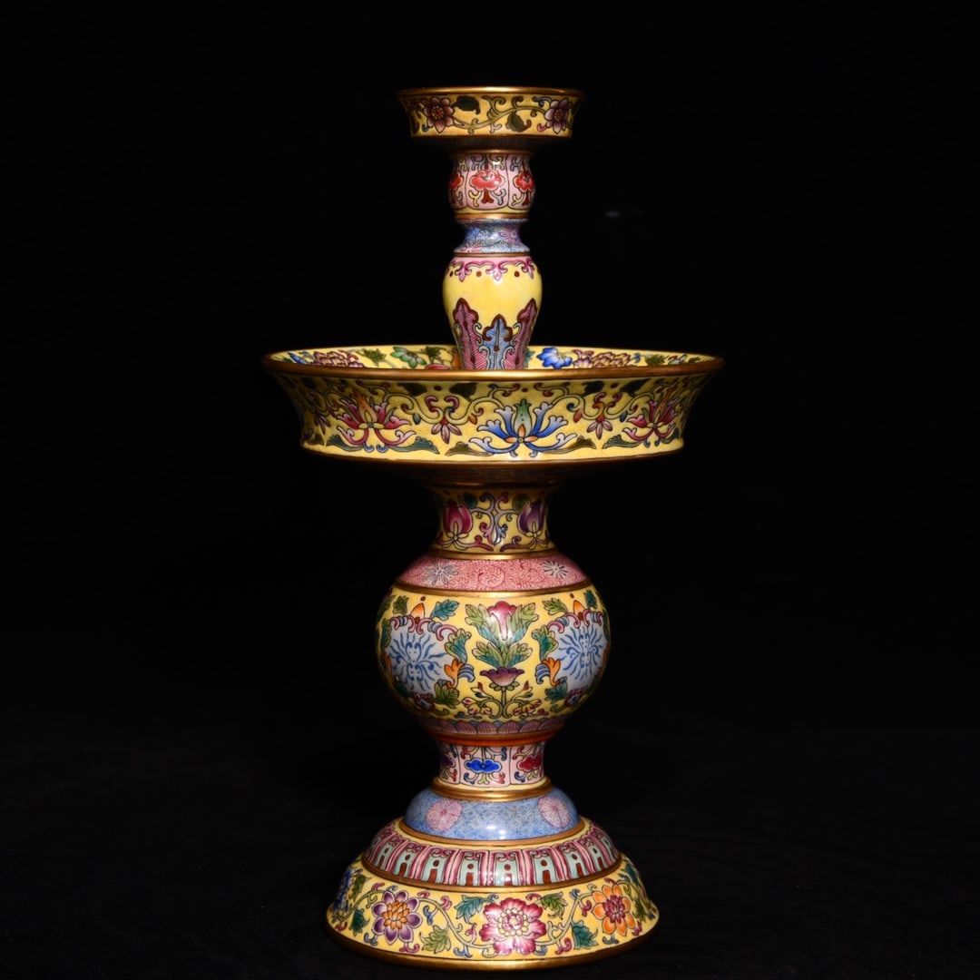 A Pair Chinese Gilt Edge Famille Rose Flowers Design Porcelain Candlestick - 3