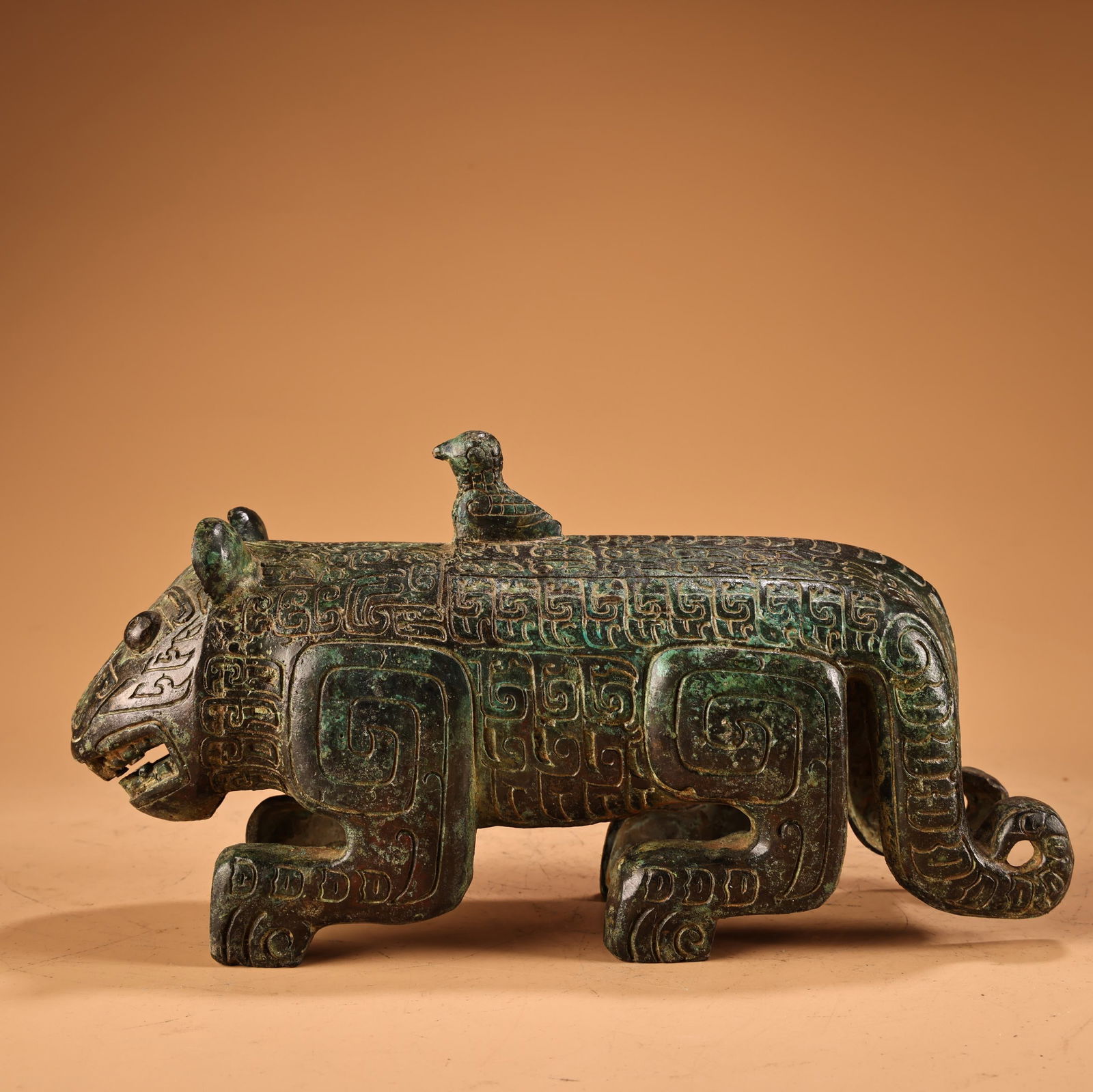 Vintage Chinese Bronze Tiger Statue (1 of 10)