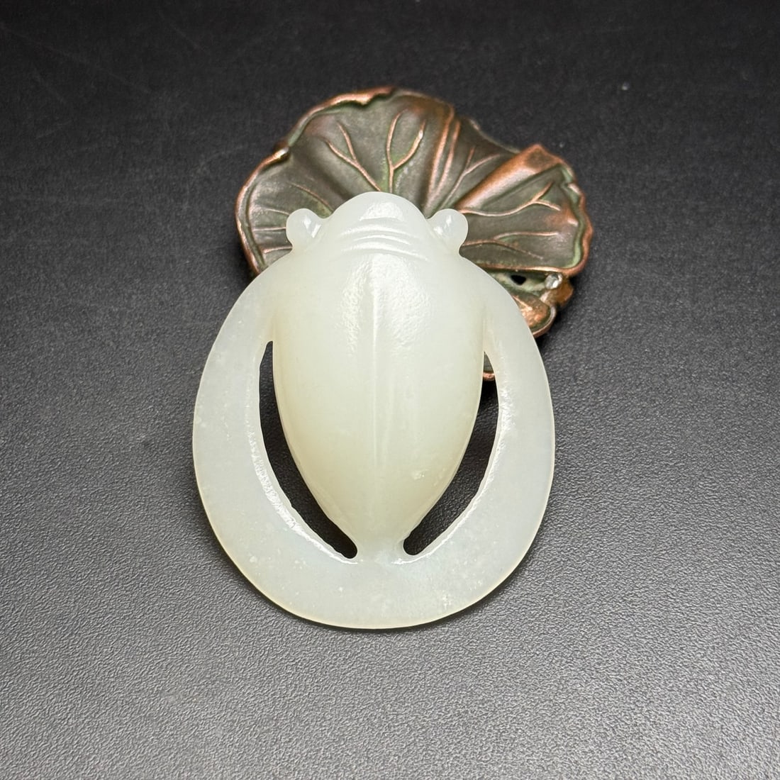 Chinese Hetian Jade Carved Fortune Cicada Pendant (1 of 9)