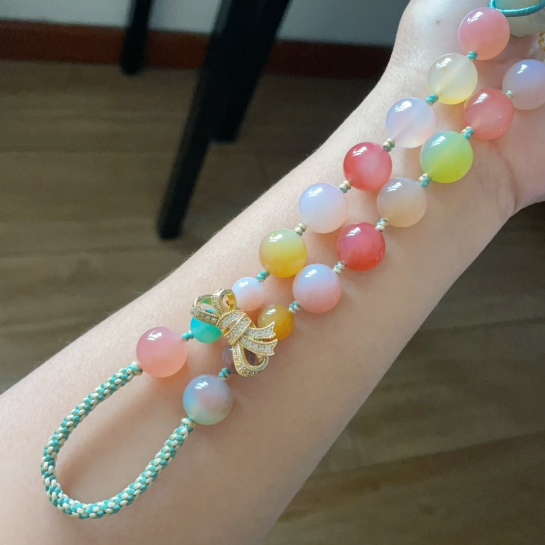 Hand Woven Beautiful Agate Beads Pendant - 4