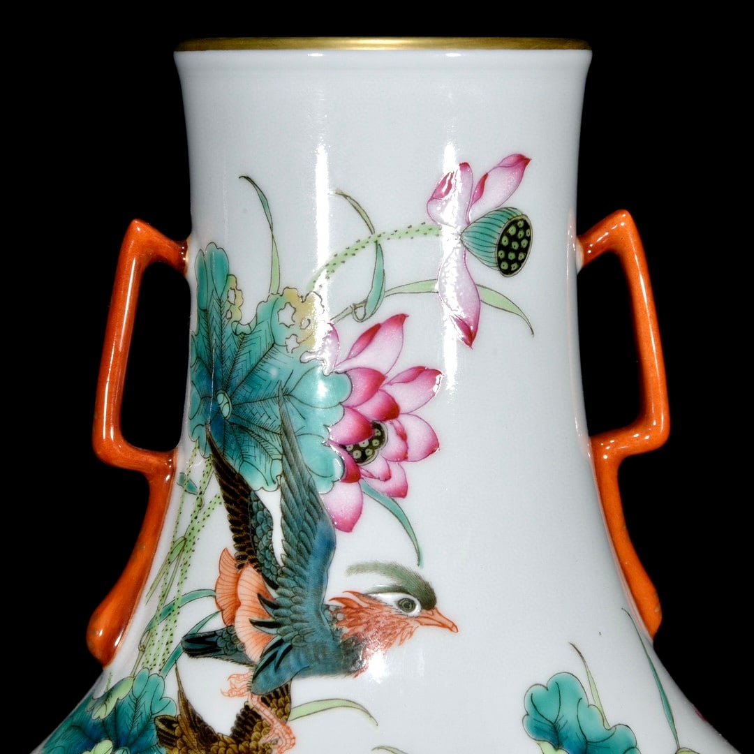 Chinese Gilt Edge Famille Rose Lotus Leaf & Lotus Flower Design Porcelain Vase - 4