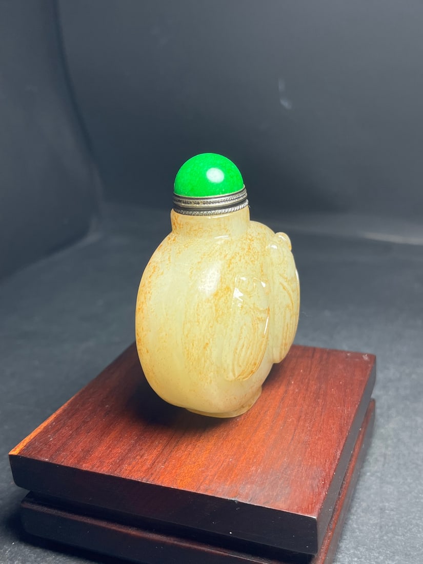 Vintage Chinese Hetian Jade Snuff Bottle - 5