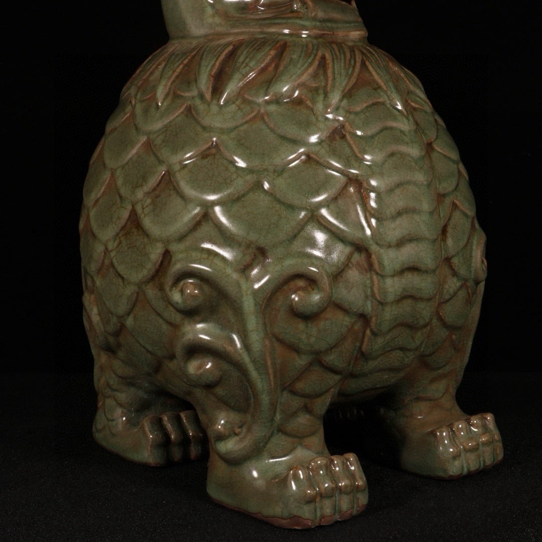 Chinese Longquan Kiln Unicorn Porcelain Statue - 3