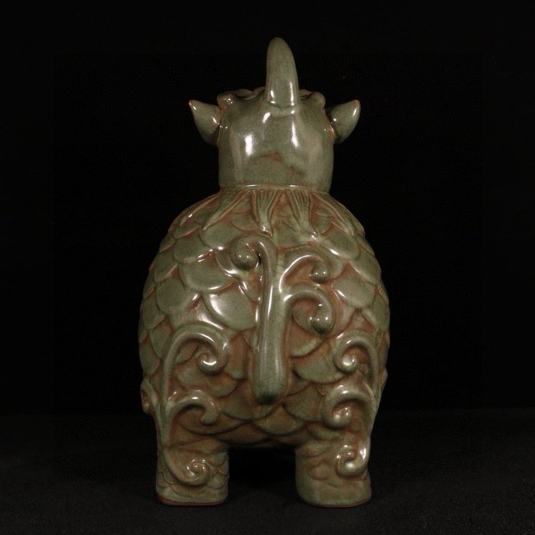 Chinese Longquan Kiln Unicorn Porcelain Statue - 6