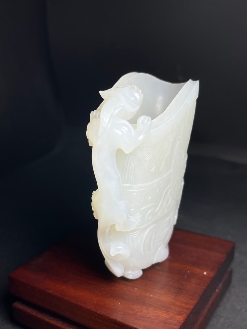 Superb Chinese Hetian Jade High Relief Chi Dragon Wine Cup - 4
