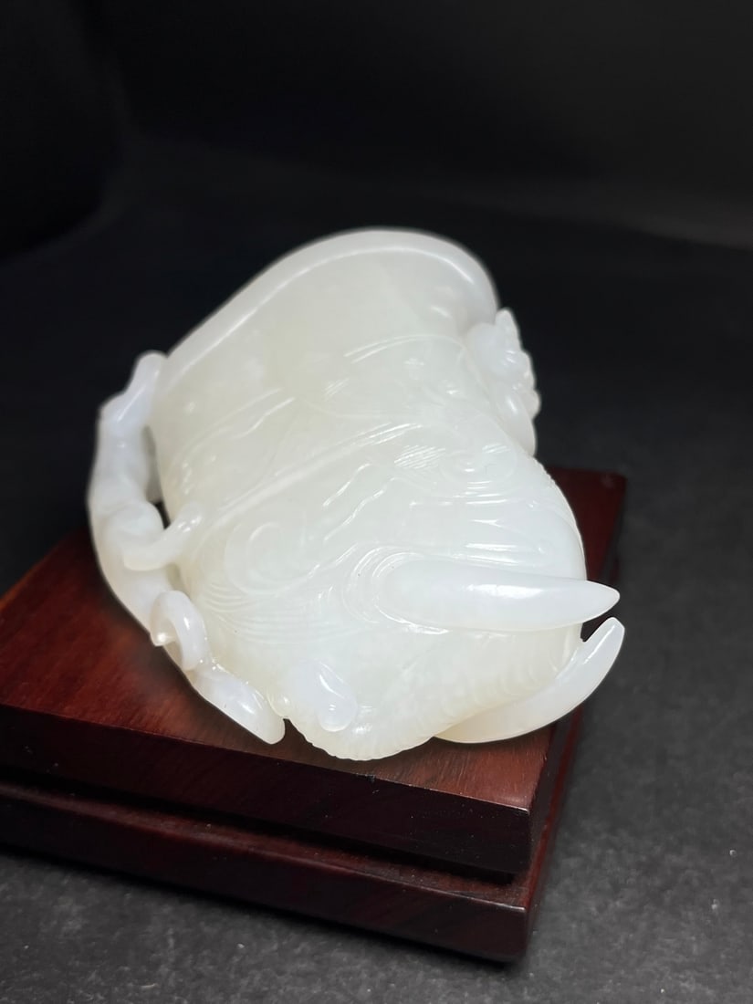 Superb Chinese Hetian Jade High Relief Chi Dragon Wine Cup - 8