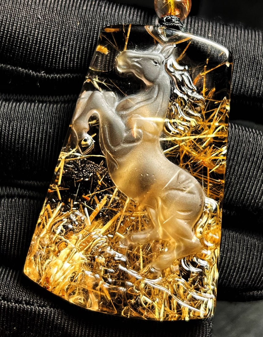 Exquisite Titanium Crystal Carved Fortune Horse Pendant - 3