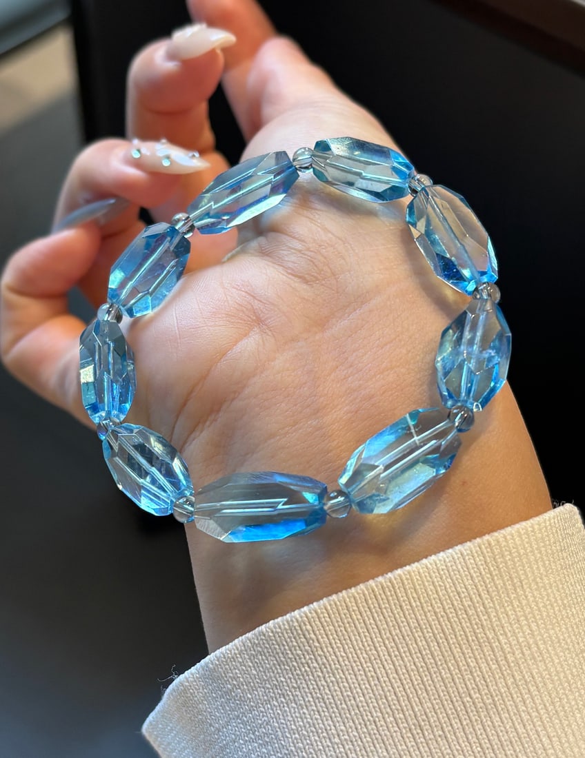 Beautiful Aquamarine Beads Bracelet - 5