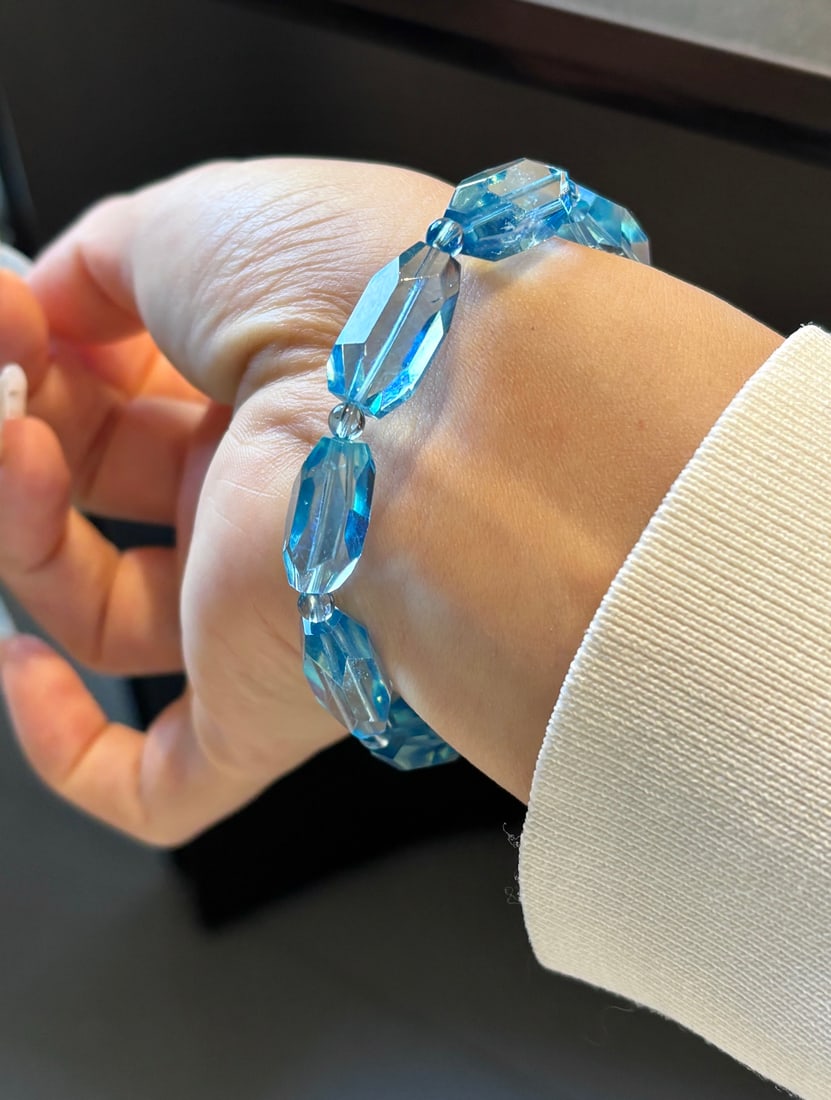 Beautiful Aquamarine Beads Bracelet - 6