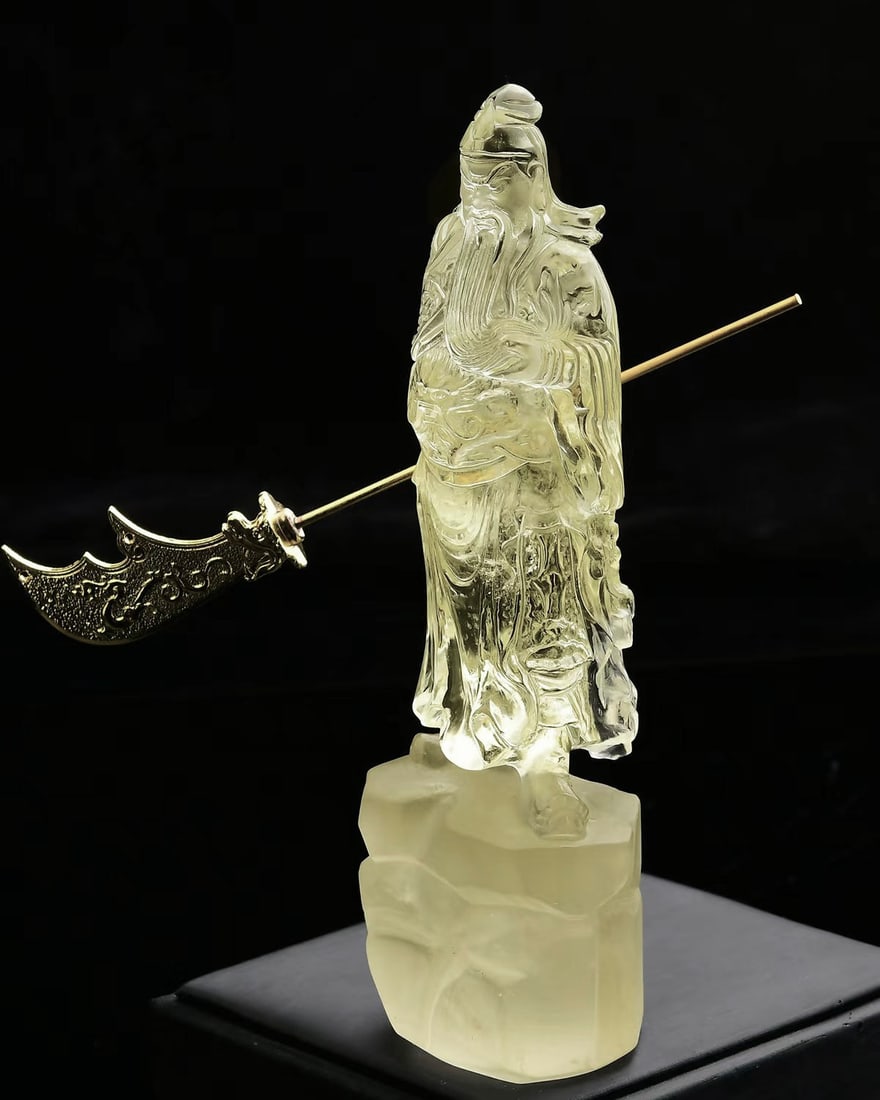 Exquisite Yellow Crystal Carved General Guangong Statue - 4