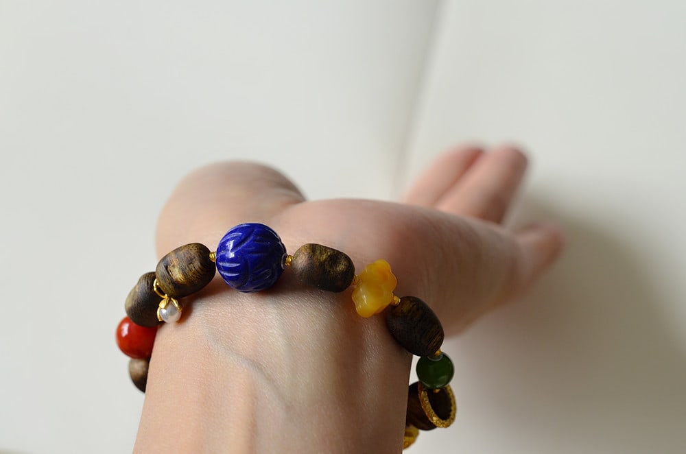 Hand Woven Chenxiang Wood & Lapis Lazuli & Beeswax & Nanhong Agate & Green Hetian Jade Bead Bracelet - 8
