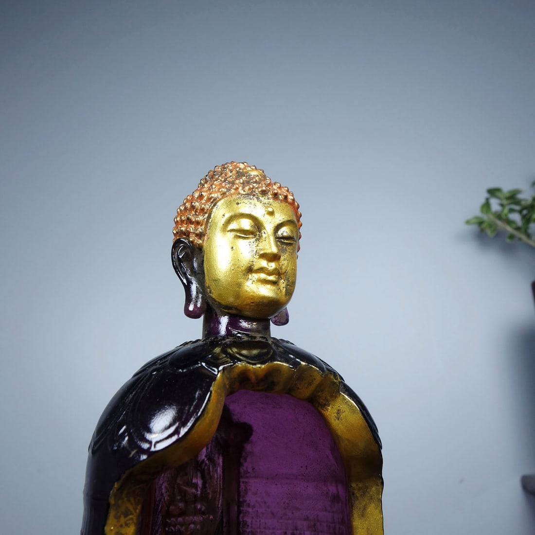 Vintage Chinese Peking Glass Shrines & Buddha Staute - 3