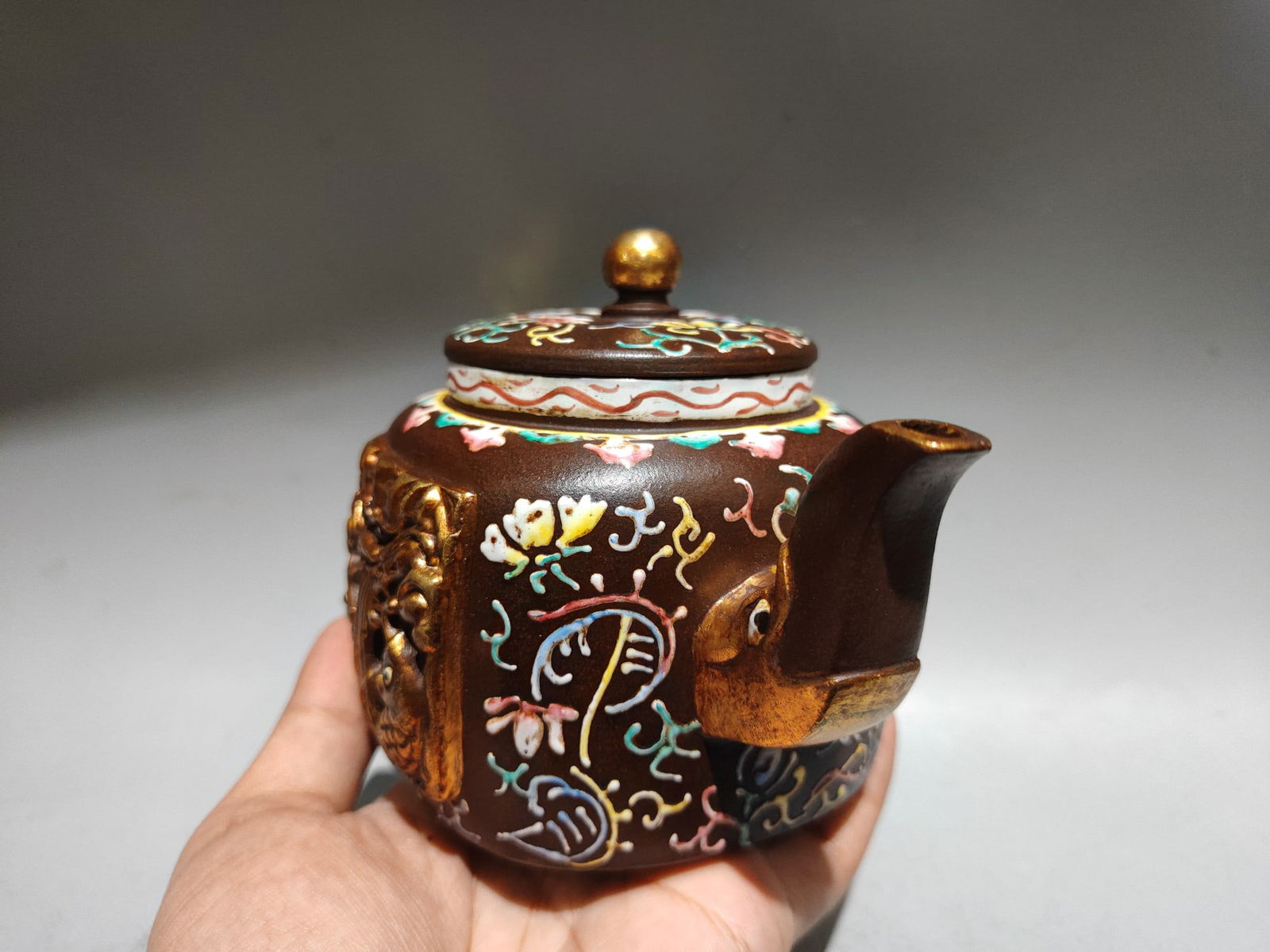 Hand Drawn Chinese Gilt Gold Yixing Zisha Clay Dragon Teapot - 5